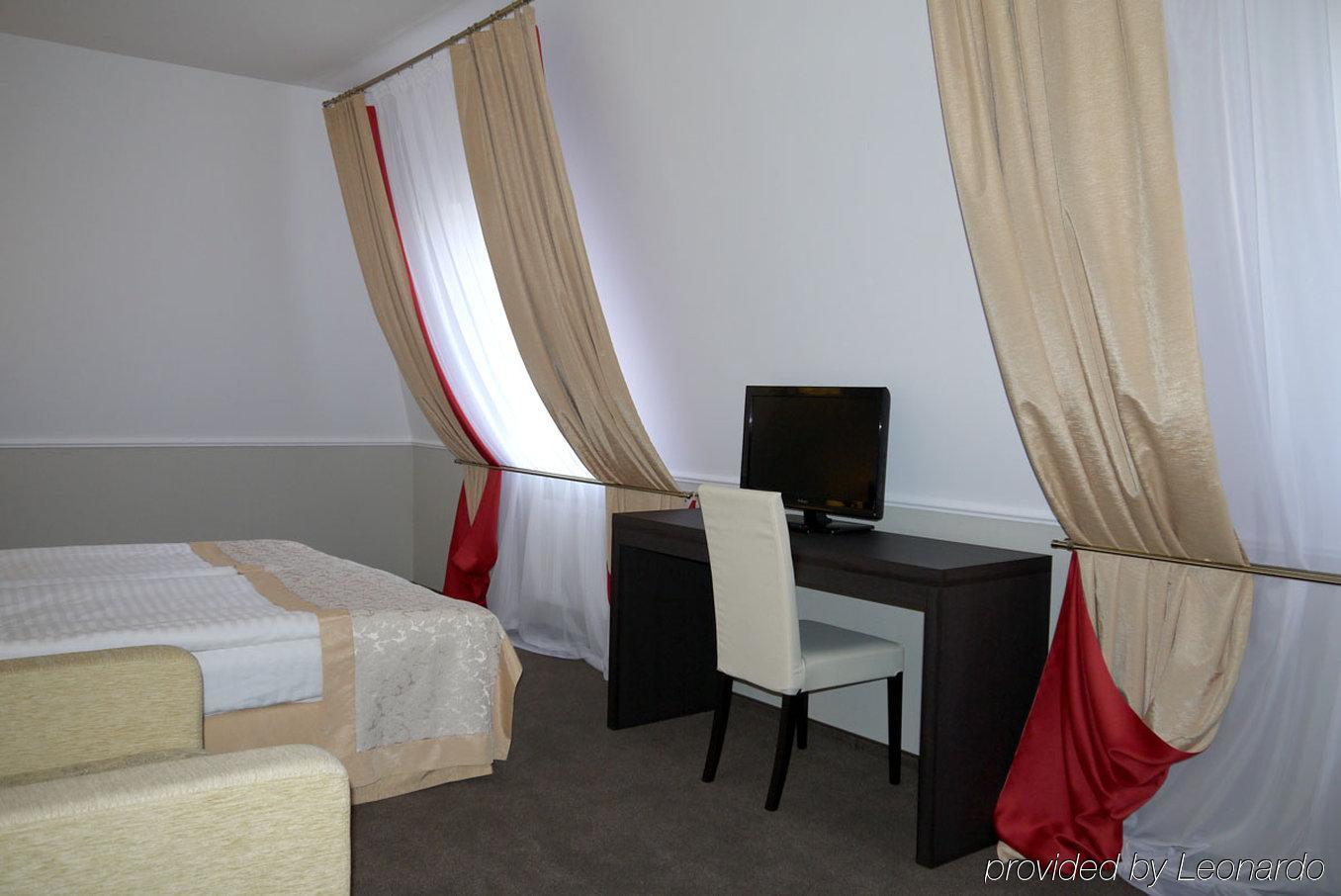 Optima Kropyvnytskyi Hotel Rum bild