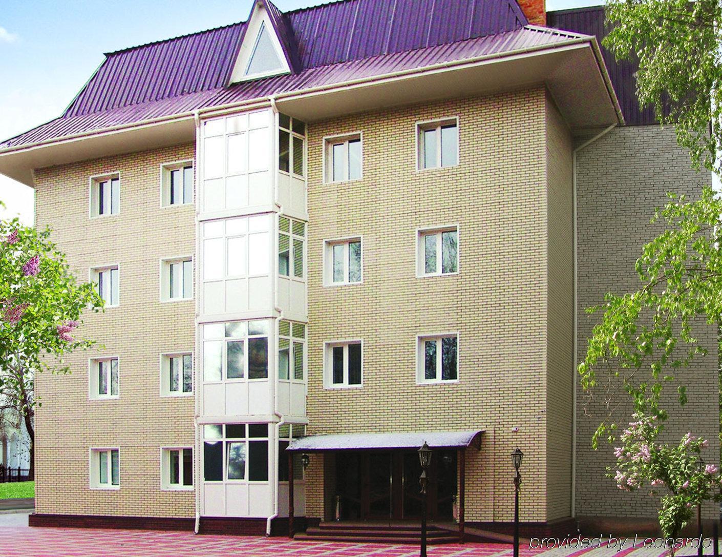 Optima Kropyvnytskyi Hotel Exteriör bild